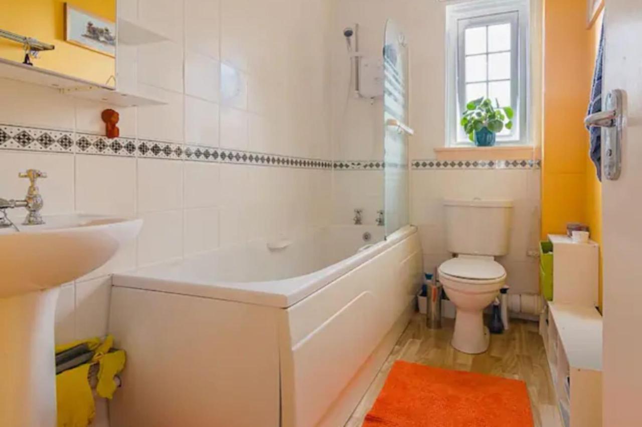 Guestready - Cosy & Bright - Central Flat Edimburgo Esterno foto